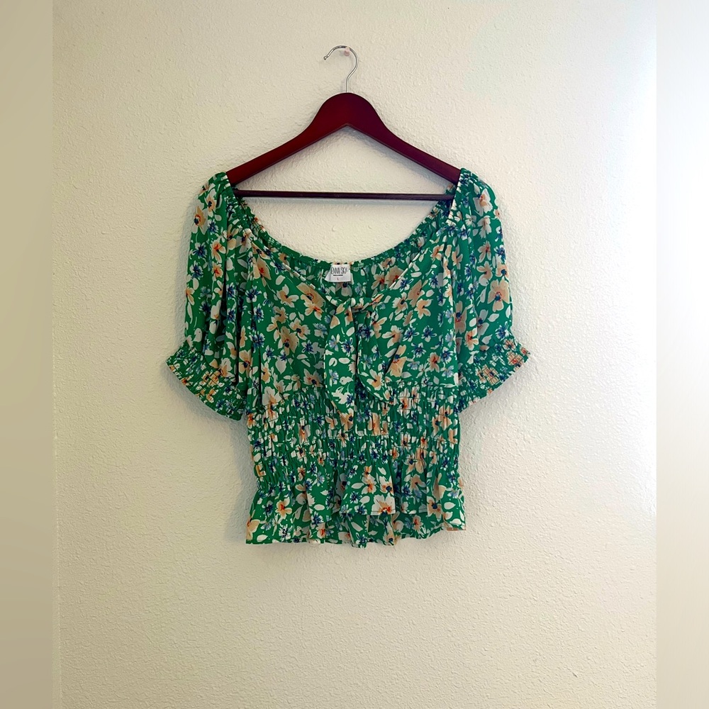 SIENNA SKY Green Floral Crop Top Blouse
